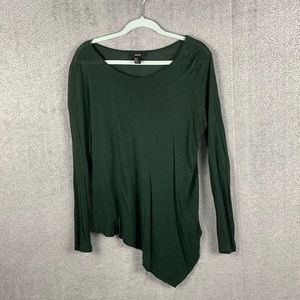 Long sleeve dark green relaxed fit top, diagonal cut on the bottom